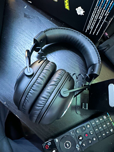 Logitech pro over ear - logitech, g