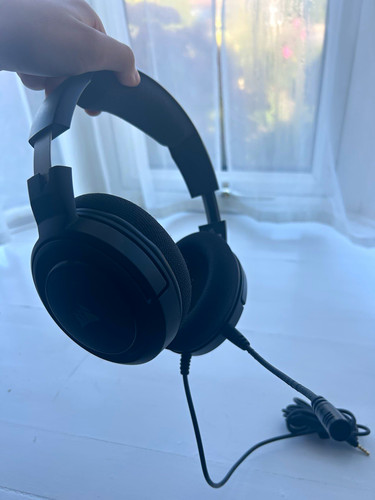 Corsair black wired over - corsair,